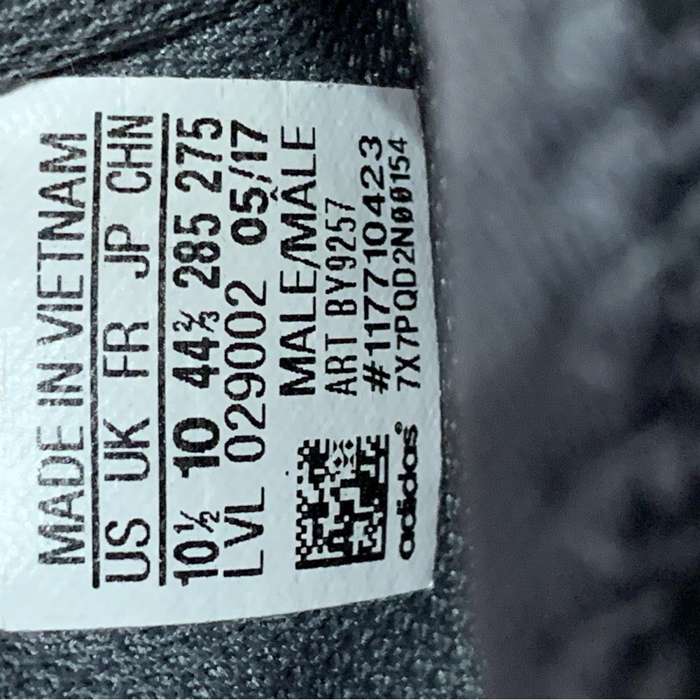 Great Shape, Barely Worn, Comfy Exercise Adidas S… - image 3